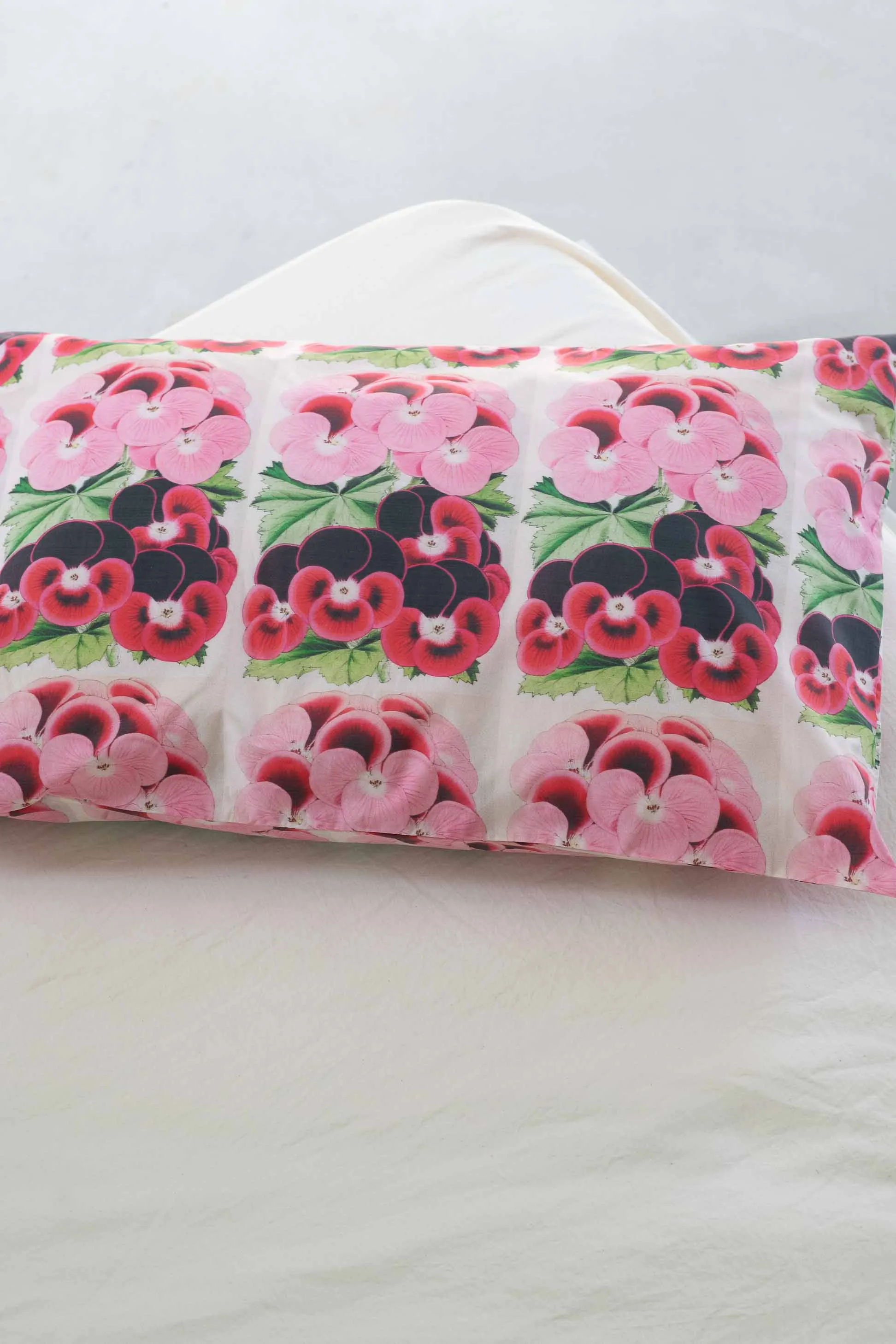 Blossomy pillowcase set