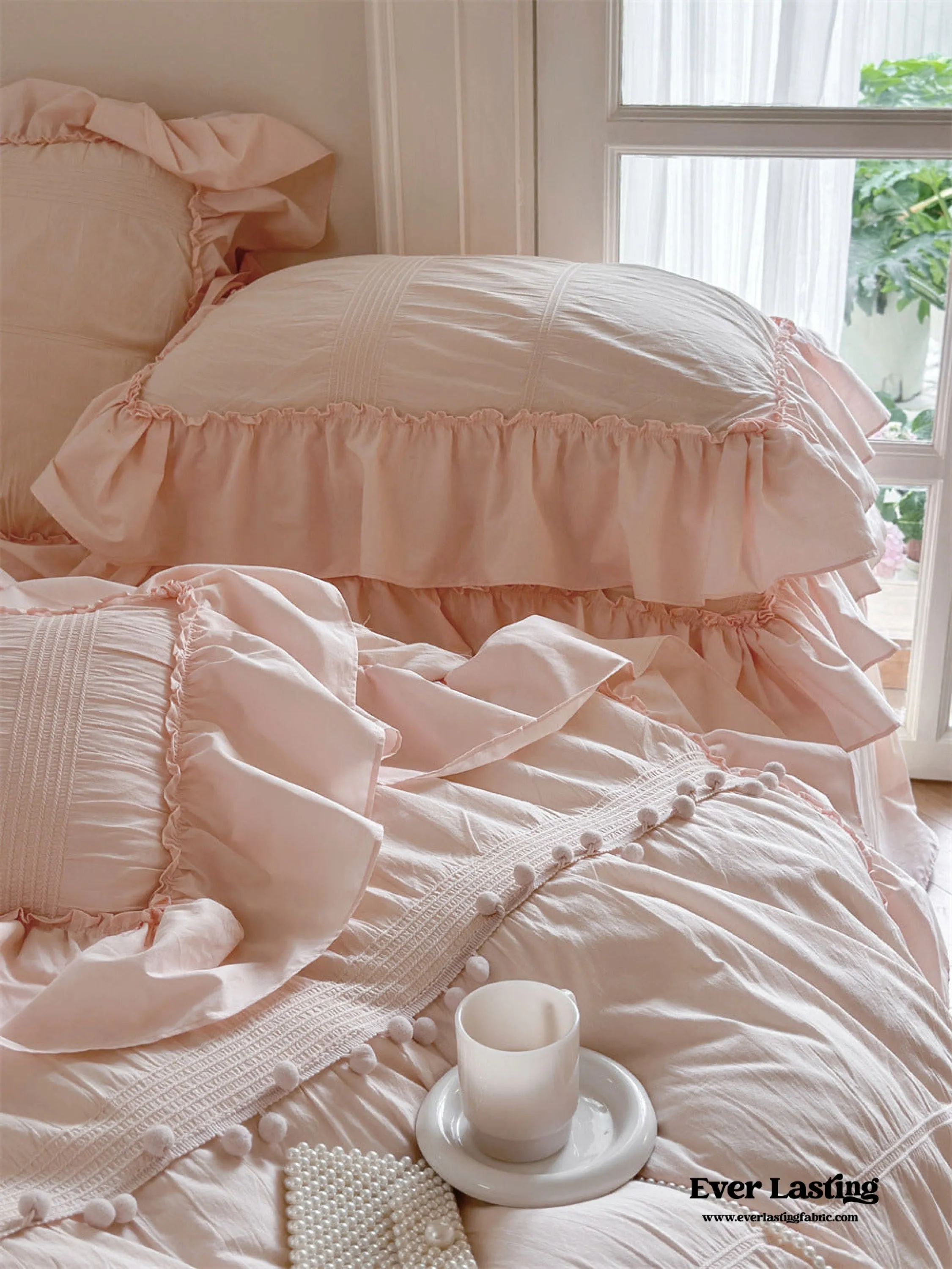 Bubble Washed Cotton Ruffle Bedding Set / Pink