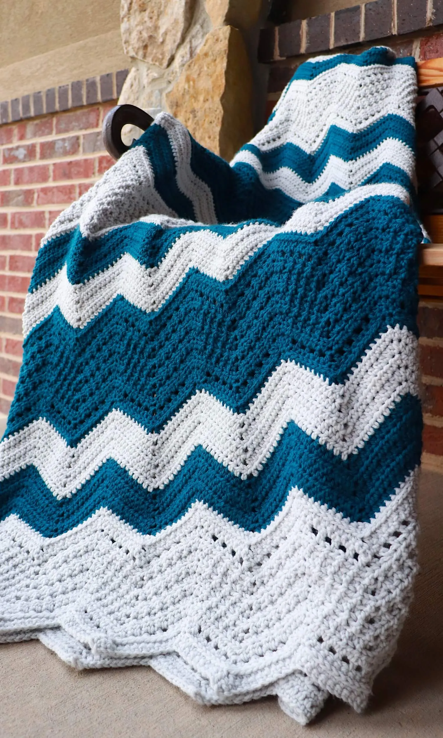 Crochet Kit - Colorful Chevrons Blanket