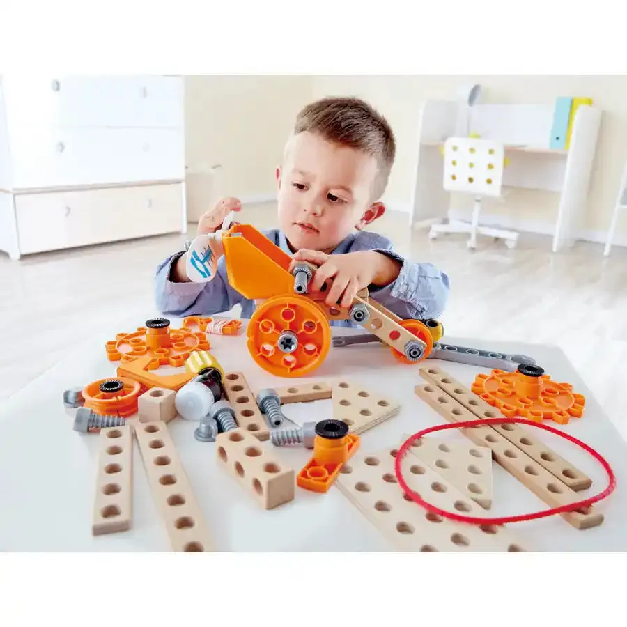 Hape Deluxe Experiment Kit