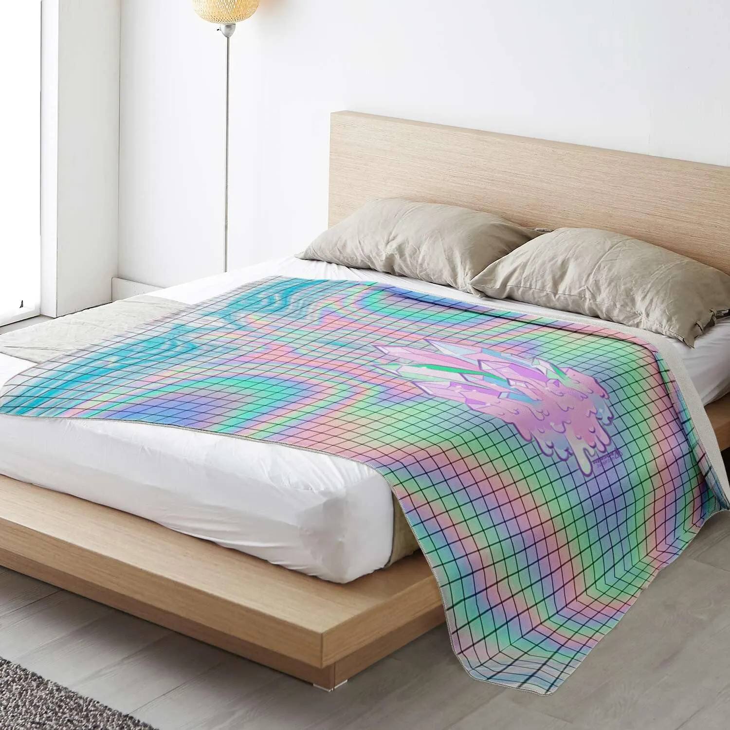 Holographic Crystal Blanket