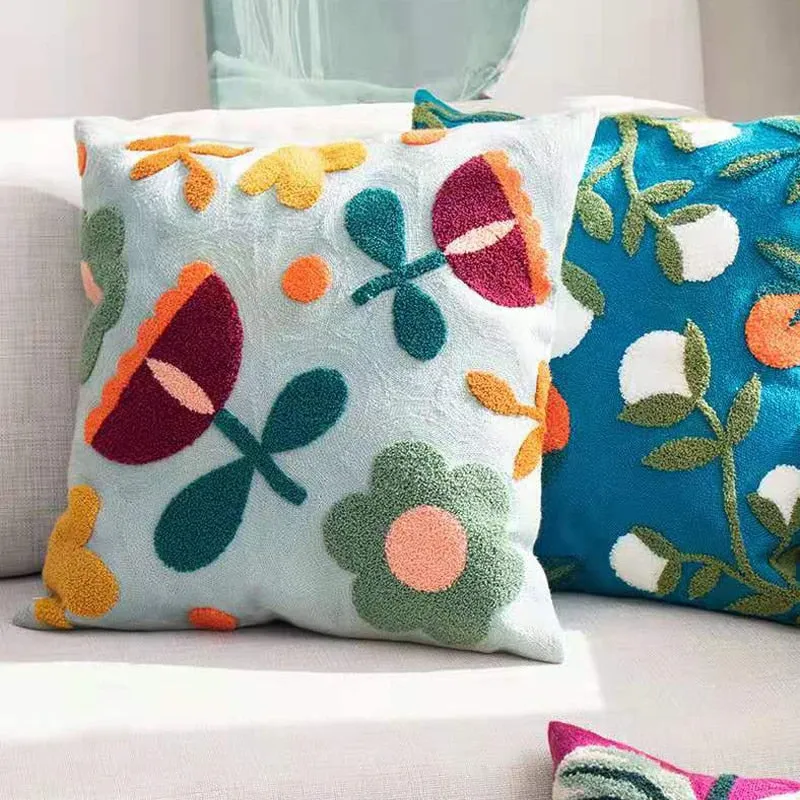 Knitted Floral Jungle Pillowcase