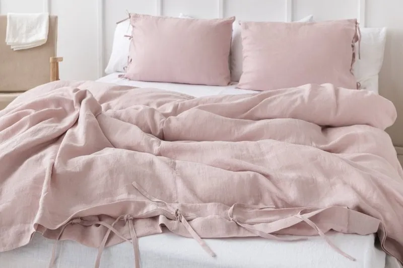 Pale Pink linen pillowcase with ties