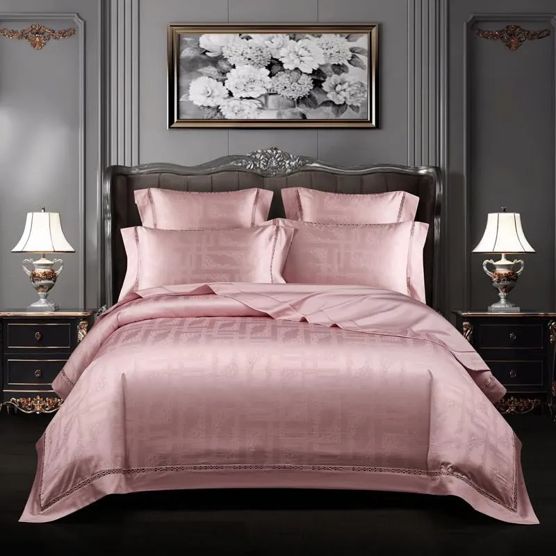 Shanghai River Bedding Set