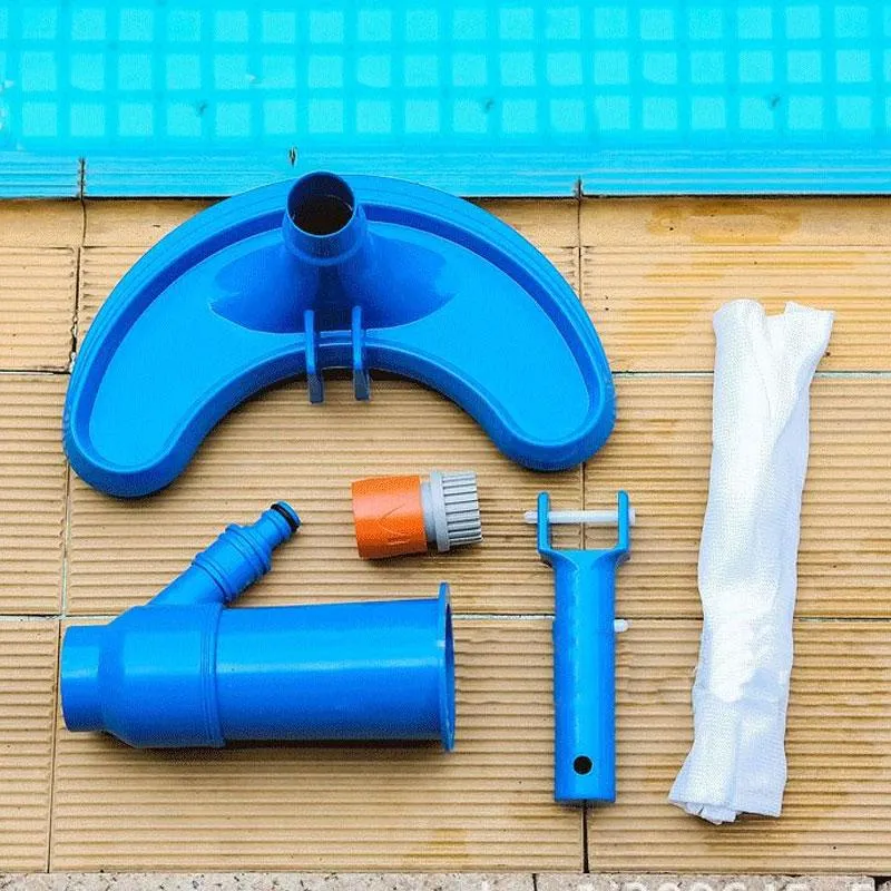 Swimming pool vacuum cleaner - efficient cleaning