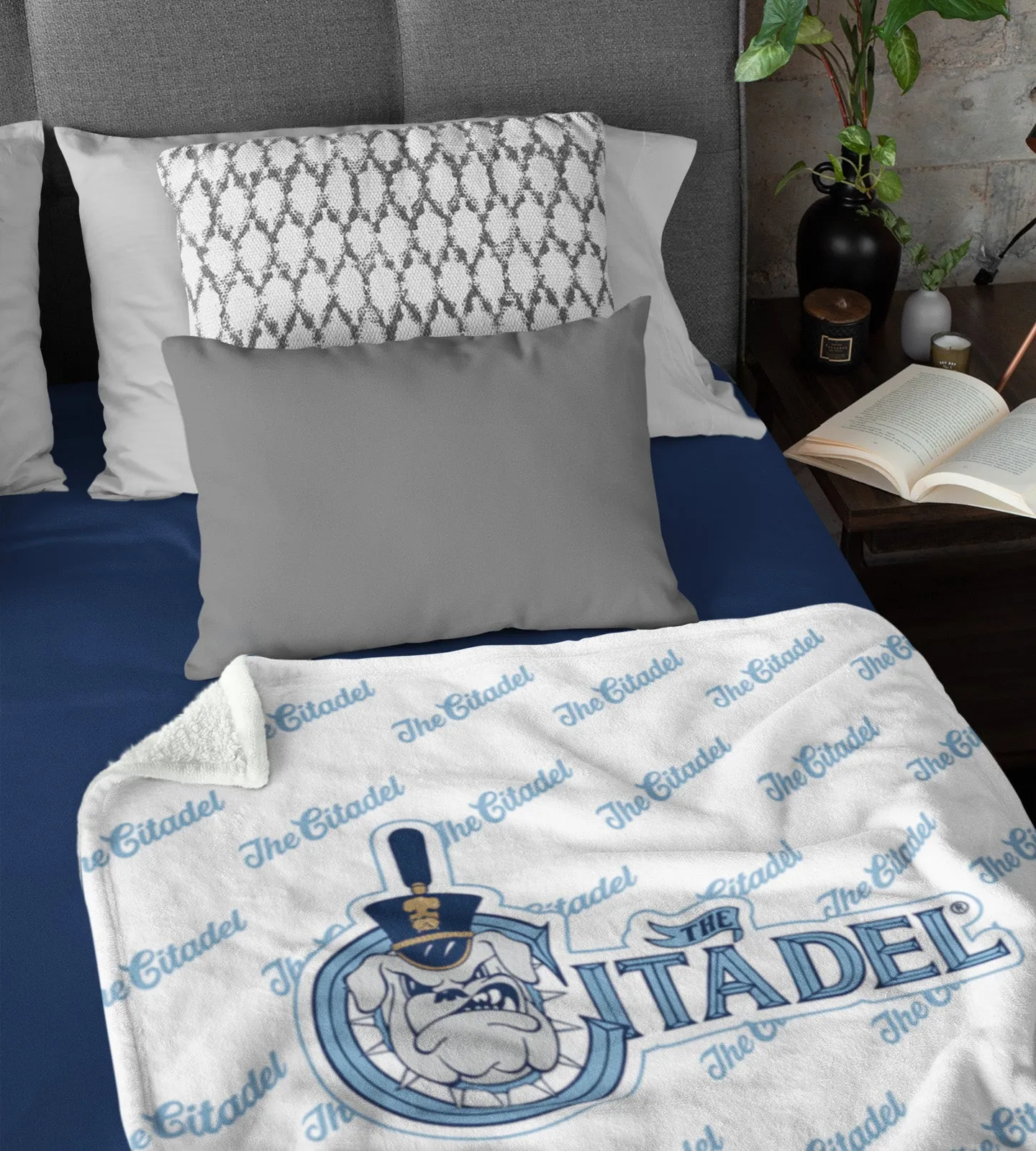 The Citadel, Vintage Spike logo, White Blanket