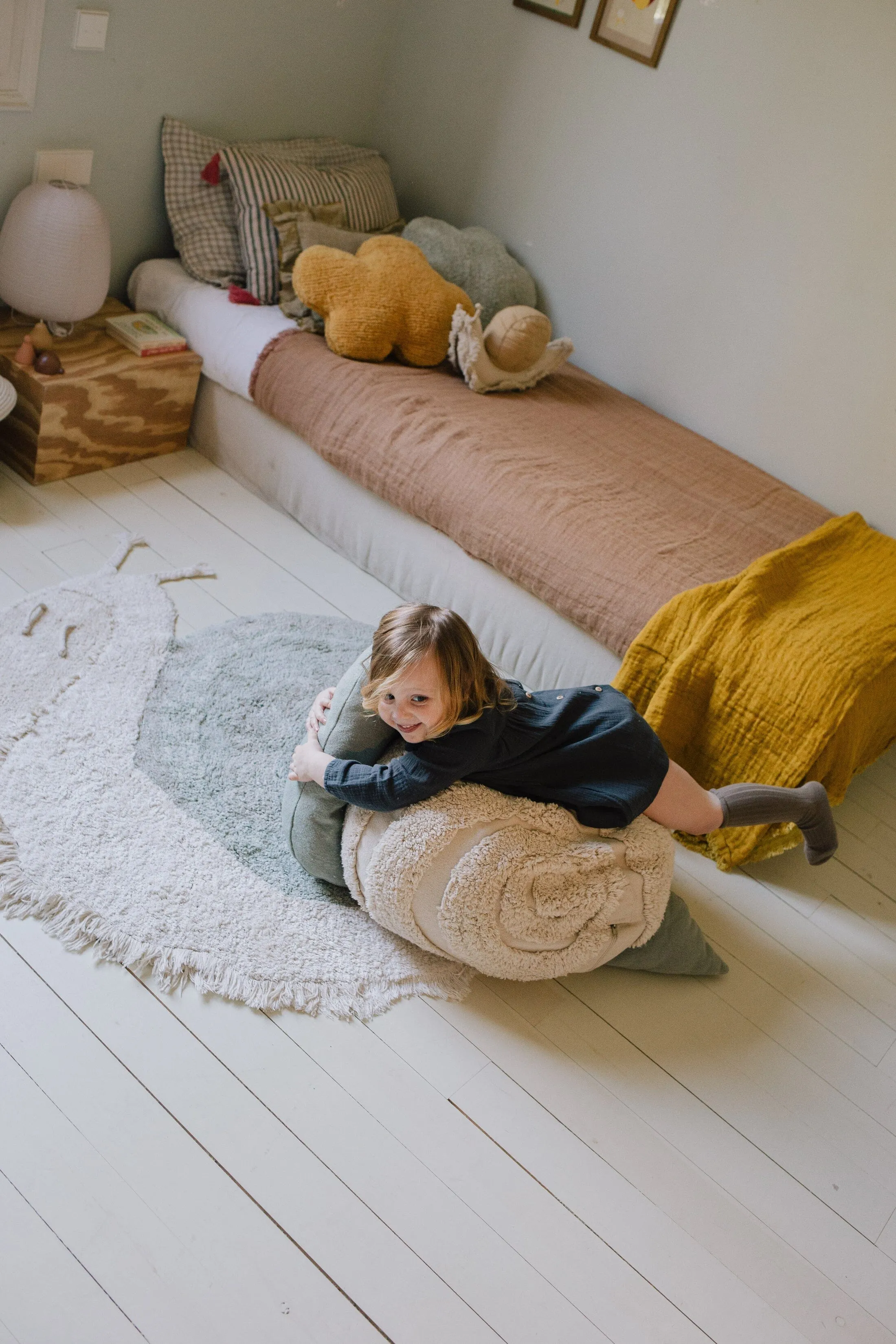 Washable Animal Rug Snail